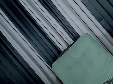 Snapshot of loving_clare chatting on February 5, 2026, 8:37 pm loving clare online show from February 5, 2026, 8:37 pm