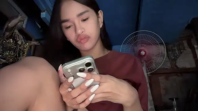 lelasohna online show from March 6, 2026, 7:47 am