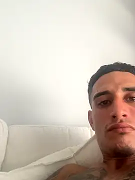 Cuban 4777 online show from October 27, 2025, 5:58 pm