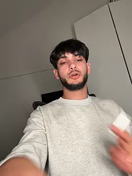 Snapshot of Gipsyboysteve chatting on September 16, 2025, 8:10 pm Gipsyboysteve online show from September 16, 2025, 8:10 pm