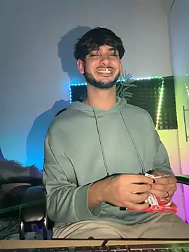 Snapshot of Gipsyboysteve chatting on September 29, 2025, 1:23 am Gipsyboysteve online show from September 29, 2025, 1:23 am