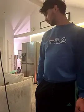 Snapshot of Gipsyboysteve chatting on October 21, 2025, 6:51 pm Gipsyboysteve online show from October 21, 2025, 6:51 pm