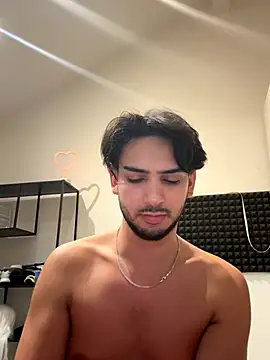 Snapshot of Gipsyboysteve chatting on October 28, 2025, 9:08 am Gipsyboysteve online show from October 28, 2025, 9:08 am