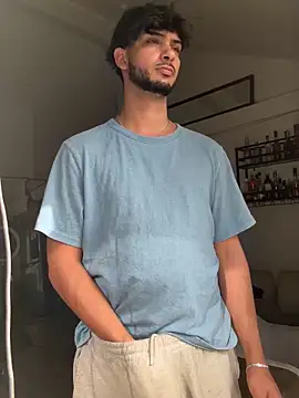 Snapshot of Gipsyboysteve chatting on September 29, 2025, 1:28 pm Gipsyboysteve online show from September 29, 2025, 1:28 pm