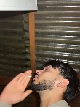 Snapshot of Gipsyboysteve chatting on September 23, 2025, 11:12 pm Gipsyboysteve online show from September 23, 2025, 11:12 pm