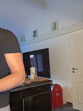 Snapshot of Gipsyboysteve chatting on March 2, 2026, 7:15 am Gipsyboysteve online show from March 2, 2026, 7:15 am