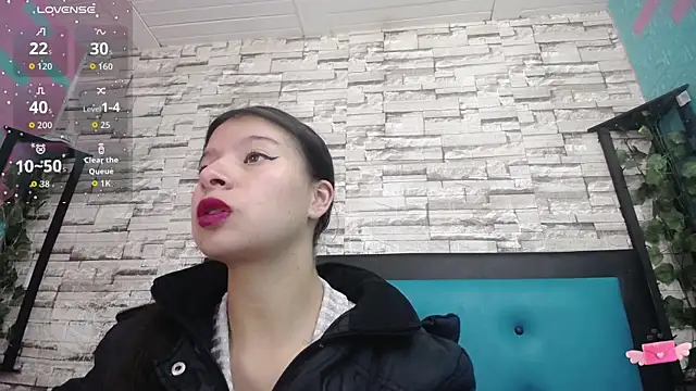 Snapshot of maily_can chatting on October 2, 2025, 12:41 pm maily can online show from October 2, 2025, 12:41 pm