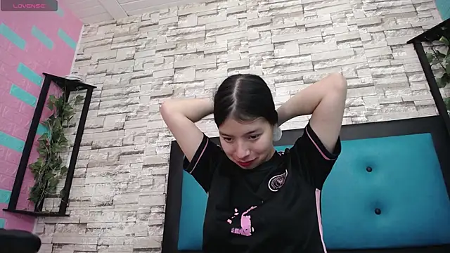 Snapshot of maily_can chatting on September 24, 2025, 12:55 pm maily can online show from September 24, 2025, 12:55 pm