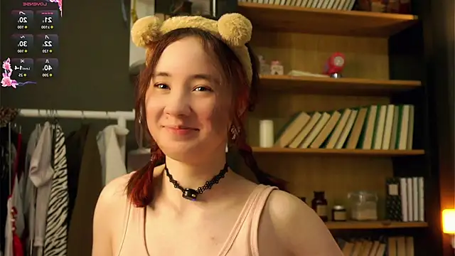 Snapshot of AlbertaClack chatting on November 2, 2025, 11:48 am AlbertaClack online show from November 2, 2025, 11:48 am