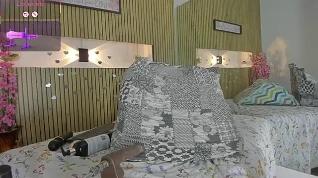 Snapshot of celesterose8_ chatting on October 18, 2025, 6:48 am celesterose8  online show from October 18, 2025, 6:48 am