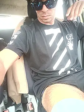 bigdick italy online show from April 24, 2026, 12:51 pm