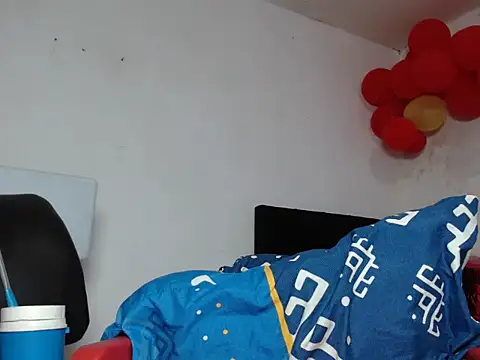 Snapshot of maggi_hotsson chatting on September 24, 2025, 5:58 am maggi hotsson online show from September 24, 2025, 5:58 am