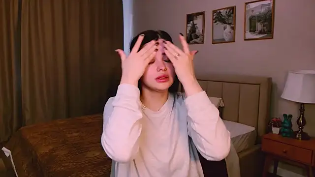 lil angel  online show from February 25, 2026, 8:47 am