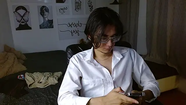 davoxer online show from November 8, 2025, 3:32 am