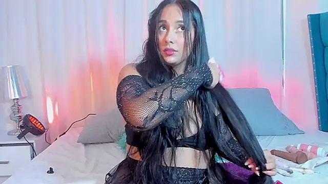 SophiieHill online show from September 9, 2025, 12:58 pm