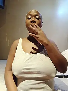 missboobiesSA online show from May 27, 2026, 1:15 am
