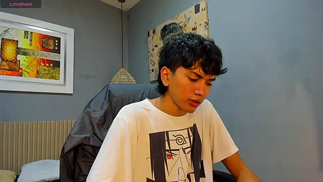 Snapshot of markbowie chatting on February 24, 2026, 2:29 pm markbowie online show from February 24, 2026, 2:29 pm