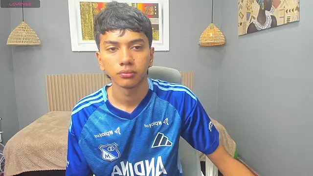 Snapshot of markbowie chatting on September 18, 2025, 12:52 pm markbowie online show from September 18, 2025, 12:52 pm