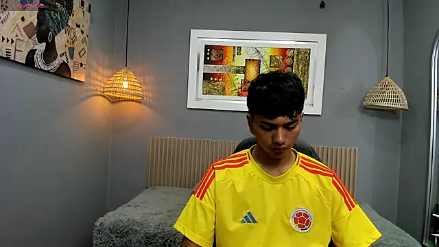 Snapshot of markbowie chatting on October 9, 2025, 1:44 pm markbowie online show from October 9, 2025, 1:44 pm