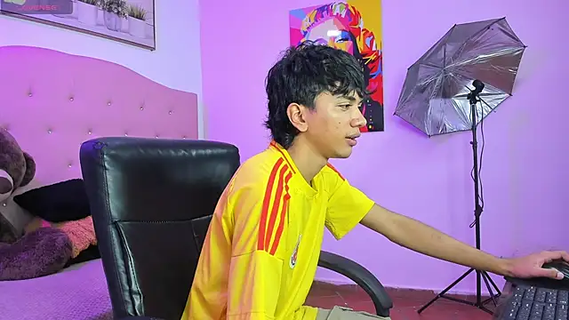 Snapshot of markbowie chatting on March 1, 2026, 3:34 pm markbowie online show from March 1, 2026, 3:34 pm