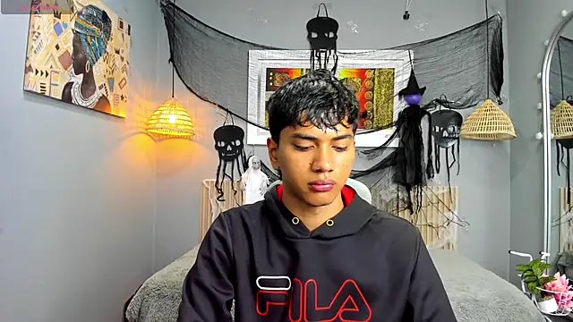 Snapshot of markbowie chatting on October 26, 2025, 12:05 pm markbowie online show from October 26, 2025, 12:05 pm