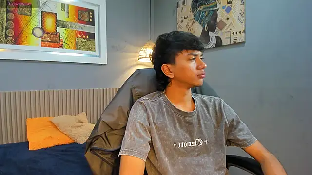 markbowie online show from April 13, 2026, 11:58 am