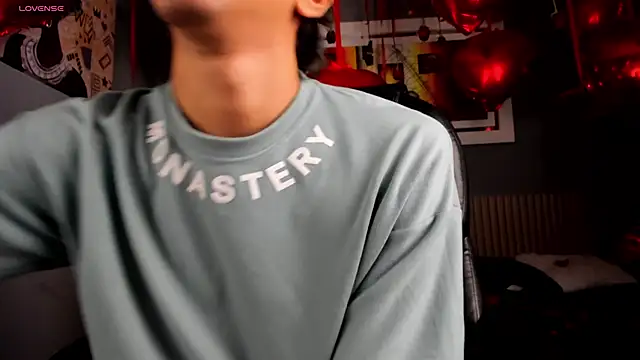 Snapshot of markbowie chatting on February 14, 2026, 1:00 pm markbowie online show from February 14, 2026, 1:00 pm