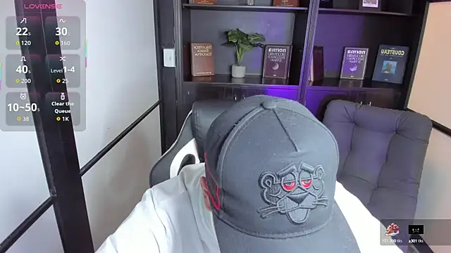 Snapshot of IsaacBlack_ chatting on October 21, 2025, 4:45 am IsaacBlack  online show from October 21, 2025, 4:45 am