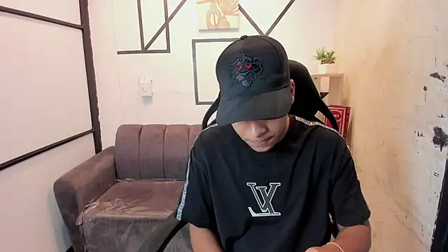 Snapshot of IsaacBlack_ chatting on September 27, 2025, 4:51 am IsaacBlack  online show from September 27, 2025, 4:51 am