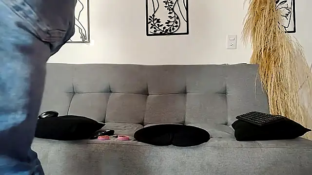 Masterblue hot online show from November 30, 2025, 2:18 pm