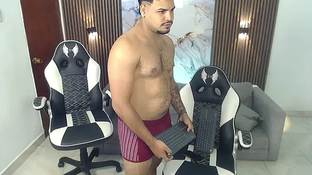Xavier X 23 online show from September 17, 2025, 6:26 am