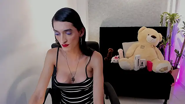 lily cash1 online show from September 27, 2025, 8:04 pm