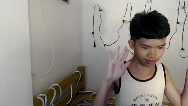 urcumjp online show from September 28, 2025, 4:14 pm