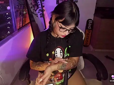 blackfllame online show from September 24, 2025, 1:35 am