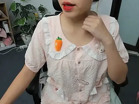 Xiao cute online show from September 22, 2025, 2:45 pm