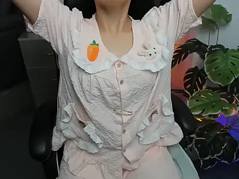 Xiao cute online show from September 25, 2025, 2:23 pm