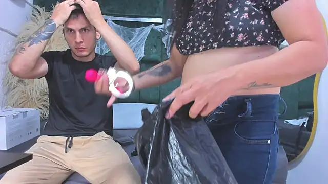 Charlotte Brian online show from October 25, 2025, 12:32 am