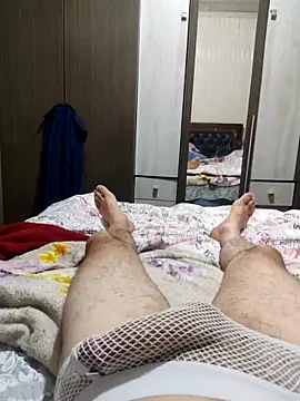 Snapshot of Gustavo198045 chatting on September 30, 2025, 3:12 am Gustavo198045 online show from September 30, 2025, 3:12 am