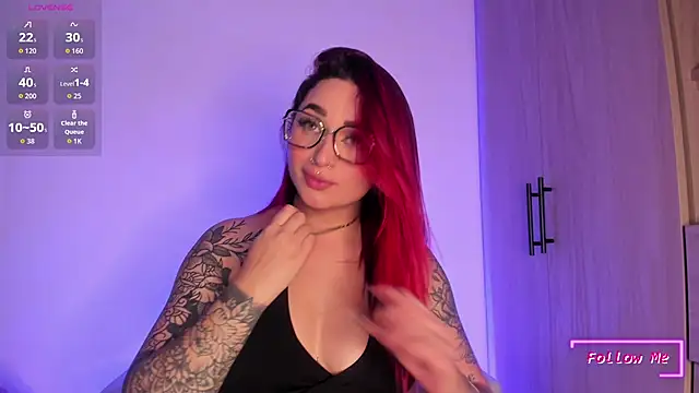 Snapshot of scarlett_Collinss chatting on September 18, 2025, 11:08 pm scarlett Collinss online show from September 18, 2025, 11:08 pm