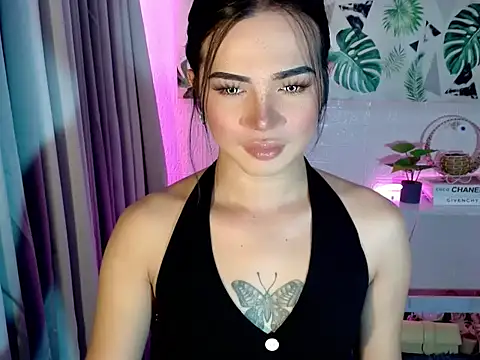 Snapshot of _SexyButterfly chatting on October 10, 2025, 10:16 am SexyButterfly online show from October 10, 2025, 10:16 am