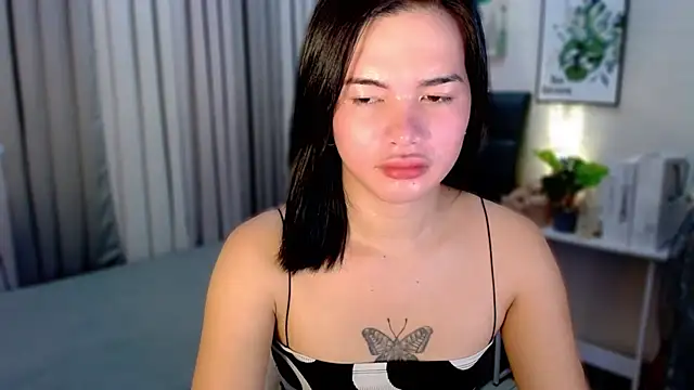 Snapshot of _SexyButterfly chatting on October 24, 2025, 6:23 am SexyButterfly online show from October 24, 2025, 6:23 am