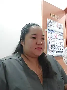 LianaCruzado online show from May 19, 2026, 1:51 pm