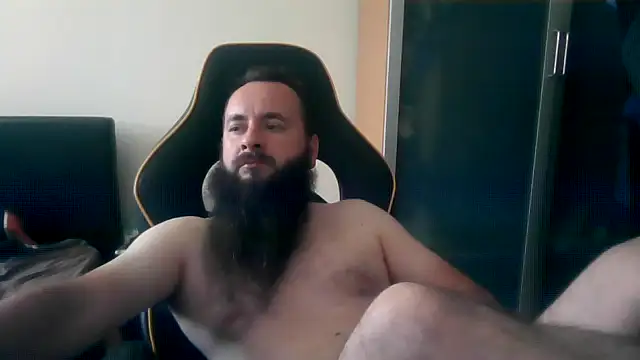 Snapshot of LondonMan1988 chatting on May 23, 2026, 5:45 pm LondonMan1988 online show from May 23, 2026, 5:45 pm