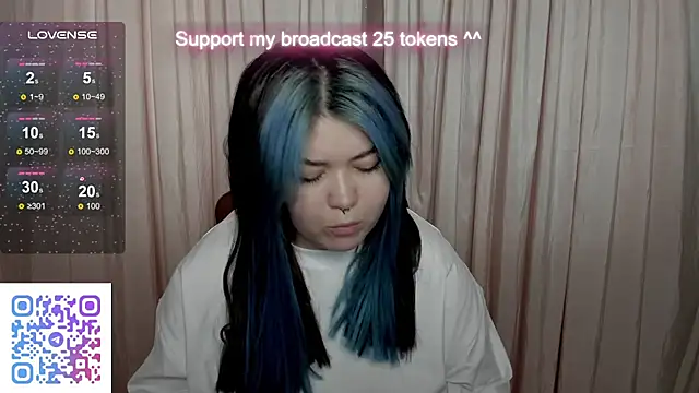 Alisa Monroe online show from September 30, 2025, 7:47 am