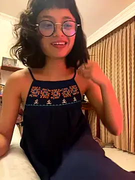 Snapshot of wildflower_sex chatting on October 27, 2025, 4:02 am wildflower sex online show from October 27, 2025, 4:02 am