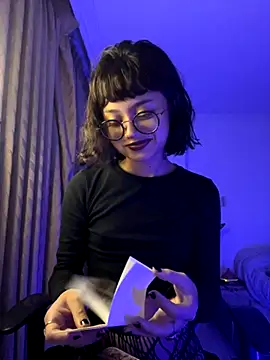 Snapshot of wildflower_sex chatting on November 17, 2025, 6:06 am wildflower sex online show from November 17, 2025, 6:06 am