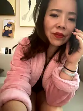 Snapshot of anna_yngs chatting on September 26, 2025, 1:12 am anna yngs online show from September 26, 2025, 1:12 am