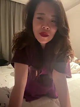 Snapshot of anna_yngs chatting on October 4, 2025, 1:34 pm anna yngs online show from October 4, 2025, 1:34 pm