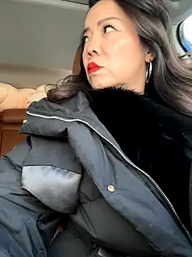 Snapshot of anna_yngs chatting on January 7, 2026, 4:39 am anna yngs online show from January 7, 2026, 4:39 am