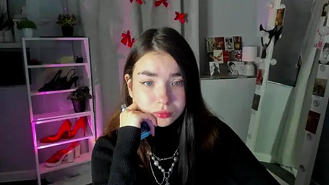Marissa Garcia online show from September 8, 2025, 6:18 pm